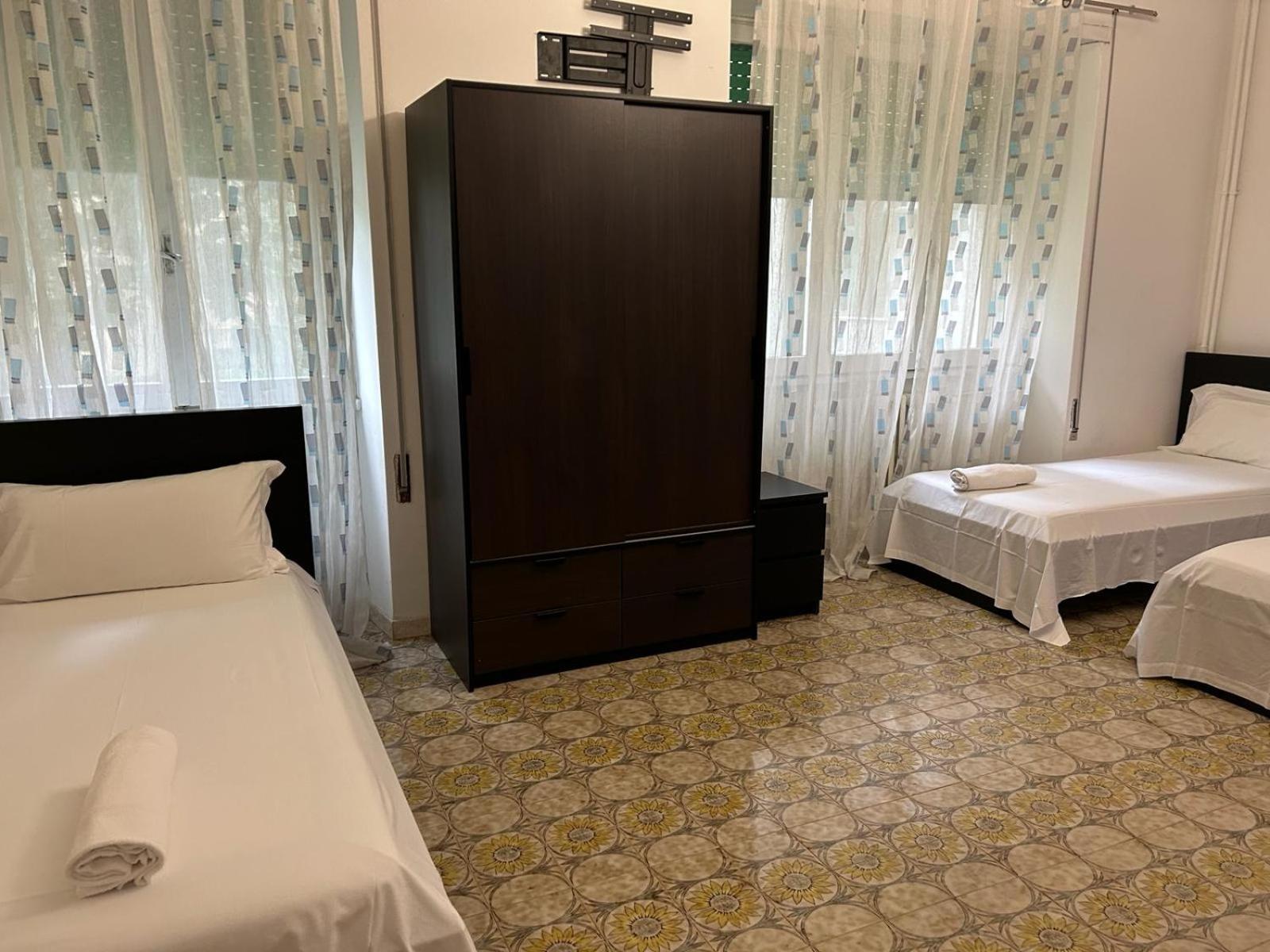 فندق Venice Night 25 ميستر المظهر الخارجي الصورة